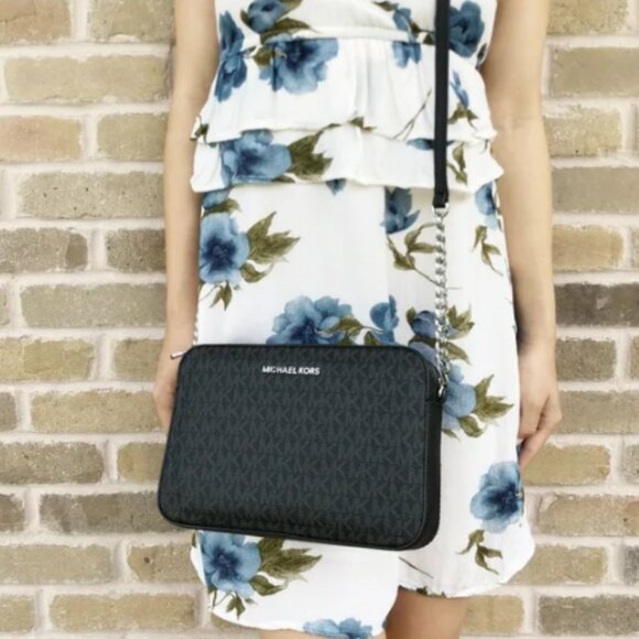 Michael Kors Jet Set Large East West Crossbody Black MK Signature - Picture 4 of 5